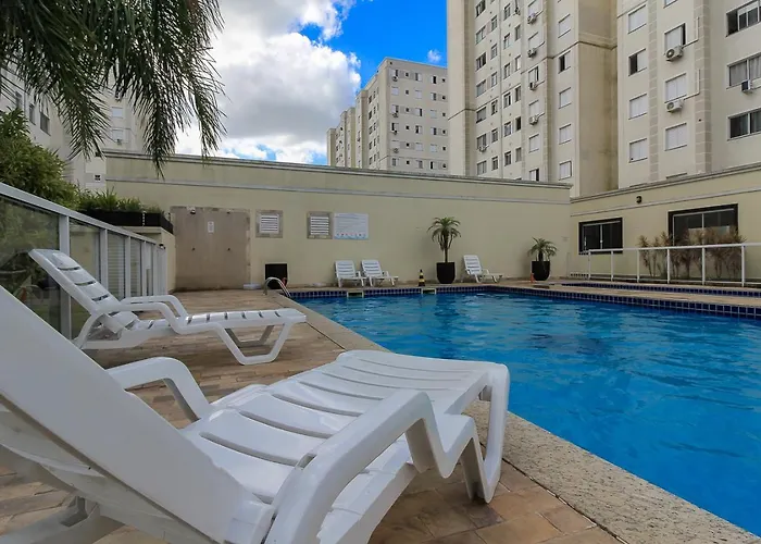 Apartamento Ap Cloe Com Piscina Próximo Ao Aeroporto