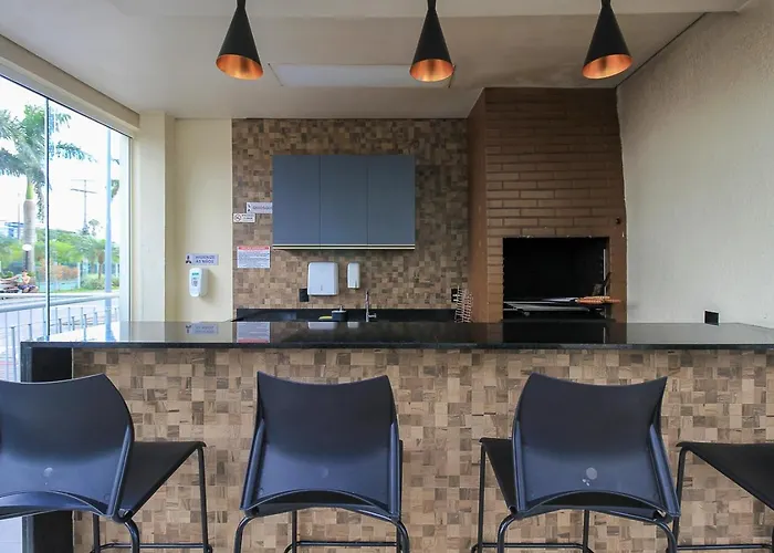 Apartamento Ap Cloe Com Piscina Próximo Ao Aeroporto